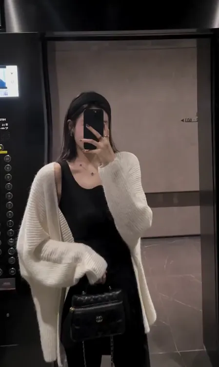 ins2025秋冬新款简约时髦慵懒松弛感百搭长袖针织开衫外套上衣女