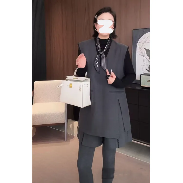 大码女装秋季新款宽松时尚无袖马甲三件套微胖mm遮肉显瘦短裤套装