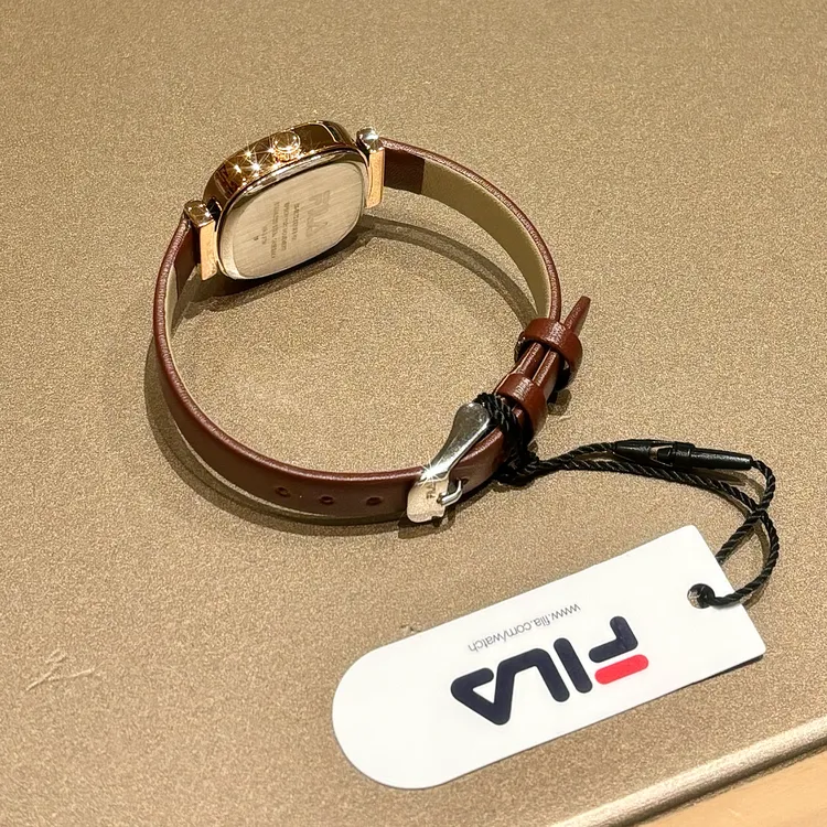 FILA斐乐手表复古小方糖典雅女士腕表真皮表带防水石英腕表送女友