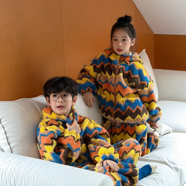 现货女童加绒加厚家居服套装保暖男童冬季儿童装双面绒睡衣两件套