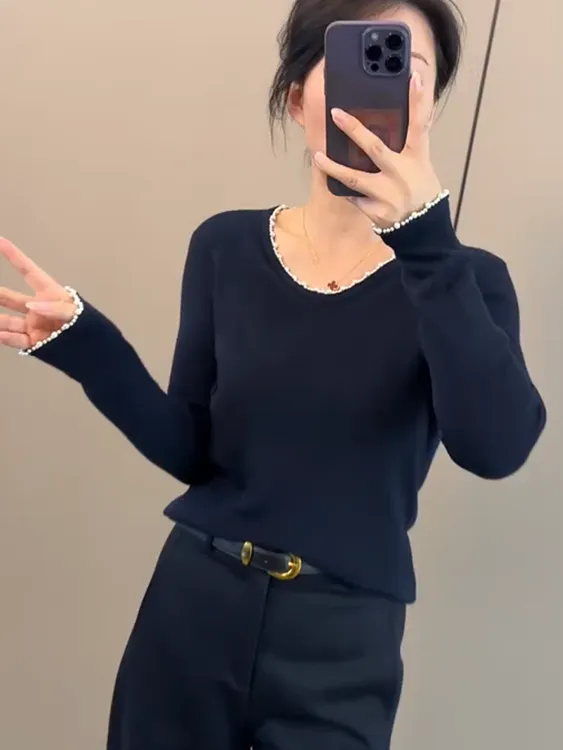 韩系设计感简约打底衫2025秋季新款小众时尚显瘦重工钉珠针织上衣