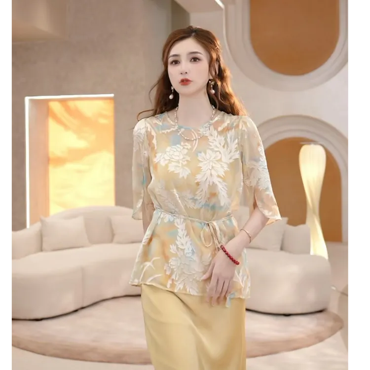 COCO BECCI【洛川朝霞】刺绣花朵气质真两件时尚套装CFHHB354041