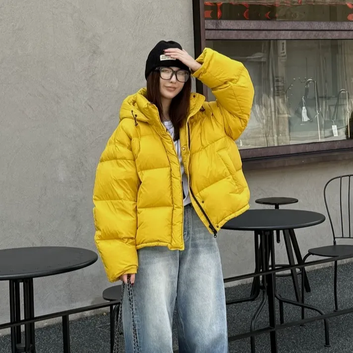 【lucky】欧货连帽羽绒服女短款2025新款保暖气质面包服外套
