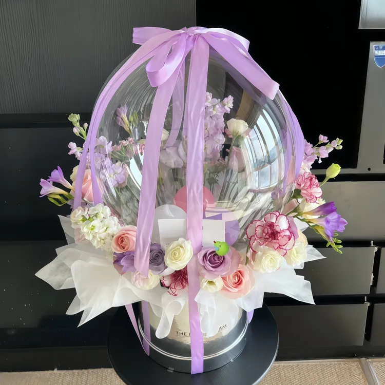 有钱花抱抱桶气球惊喜鲜花花束同城速递全国配送男女爸妈生日礼物