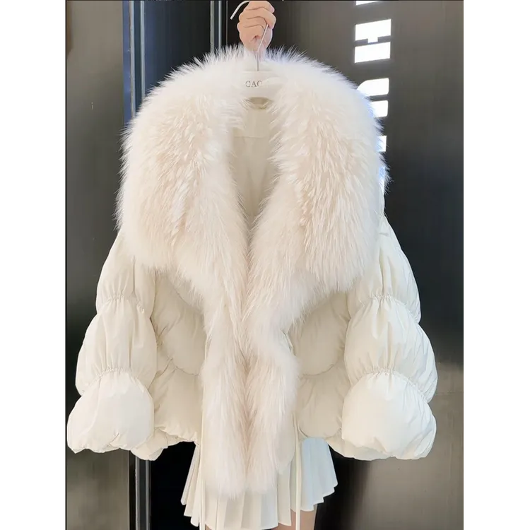 韩系别致白色短款大毛领棉服女2025冬季新款宽松显瘦加厚短款外套