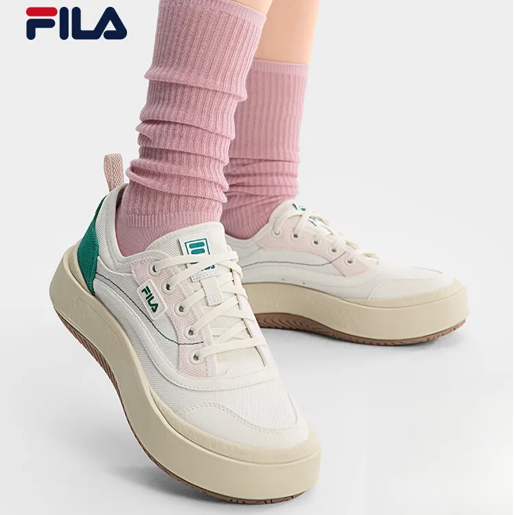 FILA官方秋季新款女鞋水母板鞋休闲百搭运动鞋适合旅游的轻奢鞋子
