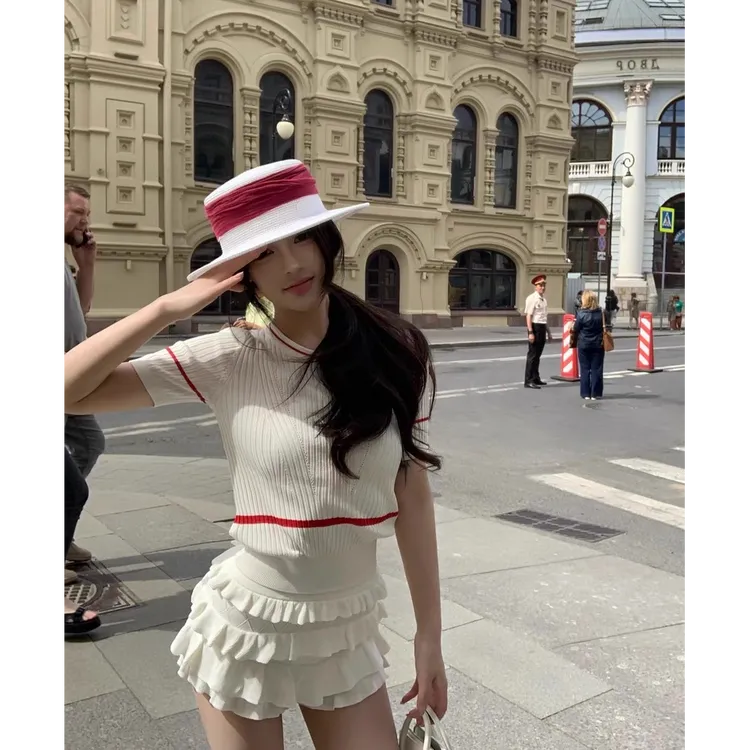 夏季通勤风简约时尚修身显瘦针织圆领高级感上衣配收腰裙裤两件套