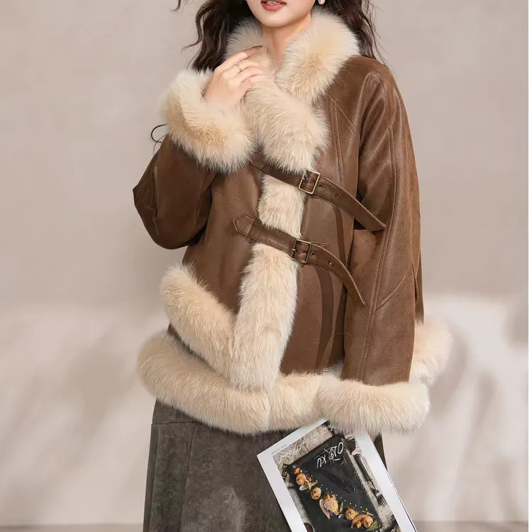 秋冬复古新中式2025新款千金风麂皮绒+羽绒外套女白鸭绒