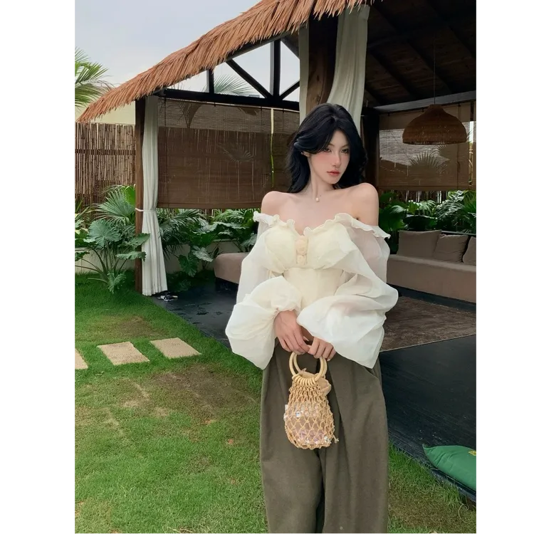 法式气质设计感别致一字肩木耳边长袖衬衫上衣女百搭宽松阔腿长裤