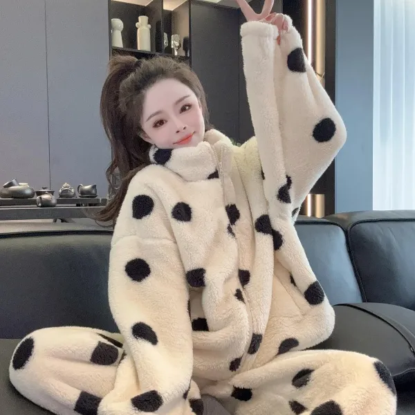 睡衣女士大码长袖韩版可爱家居服加厚保暖珊瑚绒套装加绒波点