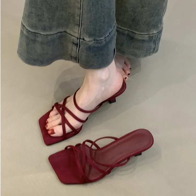 韩菲KML-5663-6法式高跟凉鞋2025夏季红色细带罗马露趾细跟凉拖鞋