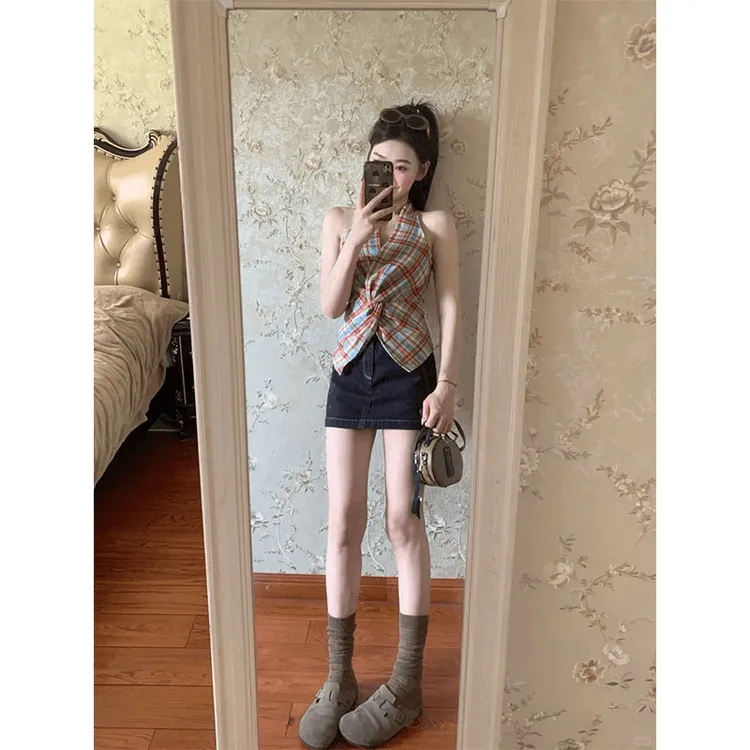2025夏季格纹挂脖背心上衣女装洋气时髦气质高腰半身裙包臀短裙
