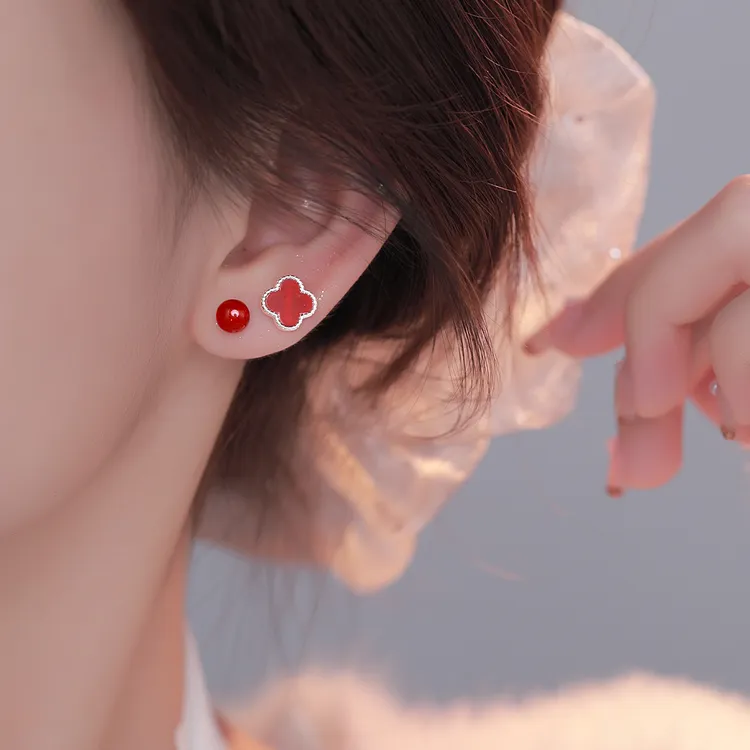 足银耳饰 红豆幸运草耳钉精致百搭设计感耳环个性小众简约女耳饰