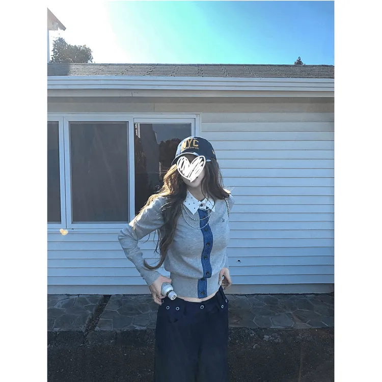 美式复古假两件拼接刺绣毛针织衫早秋设计感收腰显瘦短款开衫上衣