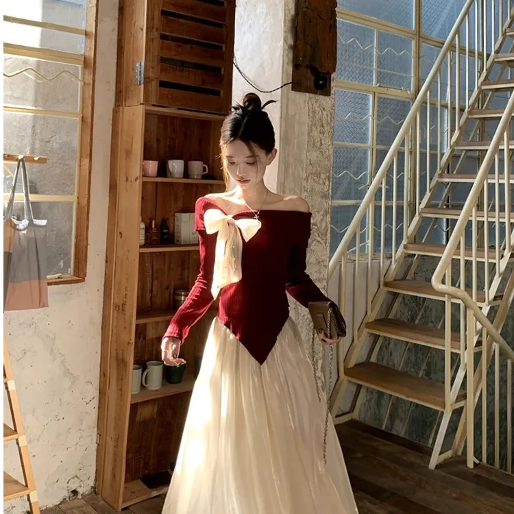 一字肩法式长袖针织衫女秋冬季不规则修身毛衣红色绝美上衣