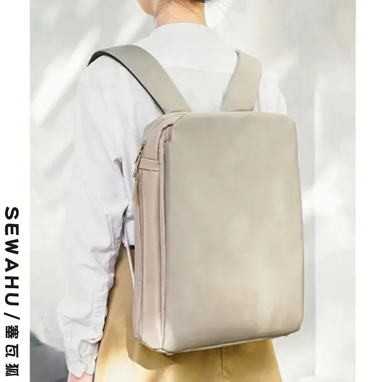 多功能皮质双肩包女士新款商务通勤电脑背包大容量休闲书包女生