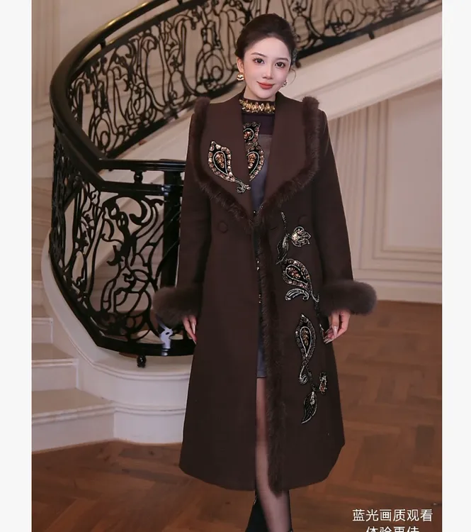 【芙娜妮】2025秋冬翻领保暖毛领不可拆卸时尚女装大衣外套F2531138