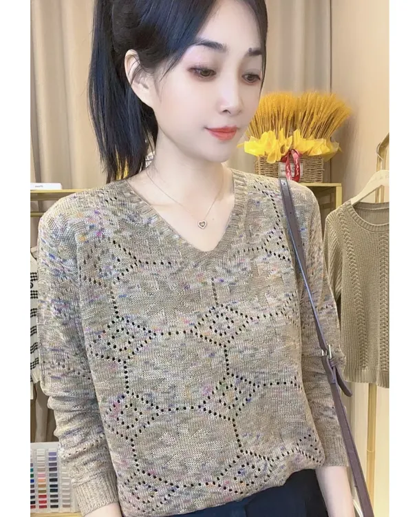 【幻彩星空】米字V领长袖套头衫气质百搭宽松显瘦秋季针织上衣