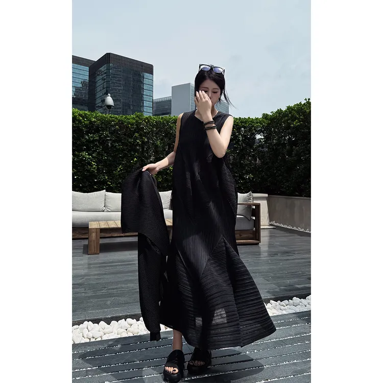 LA CALLA三宅系列 三宅结构连衣裙OY-AY5990 不可熨烫