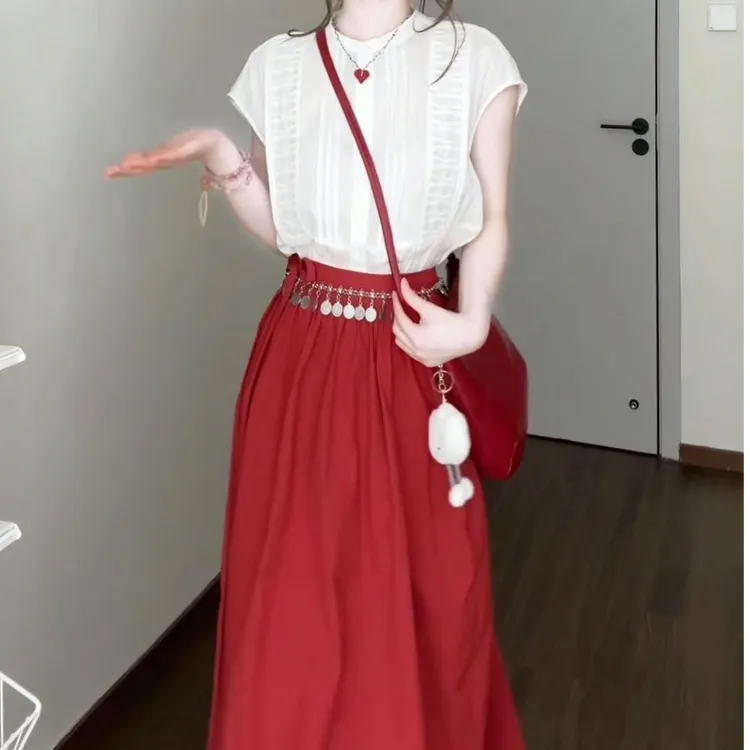 2025夏季新款时尚打底短袖上衣气质显瘦洋气休闲百搭性感辣妹上衣