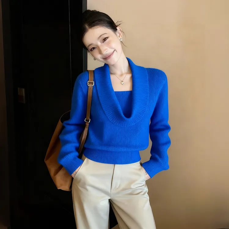 显白克莱因蓝假两件毛衣女冬独特漂亮本命年圣诞新年荡领针织衫