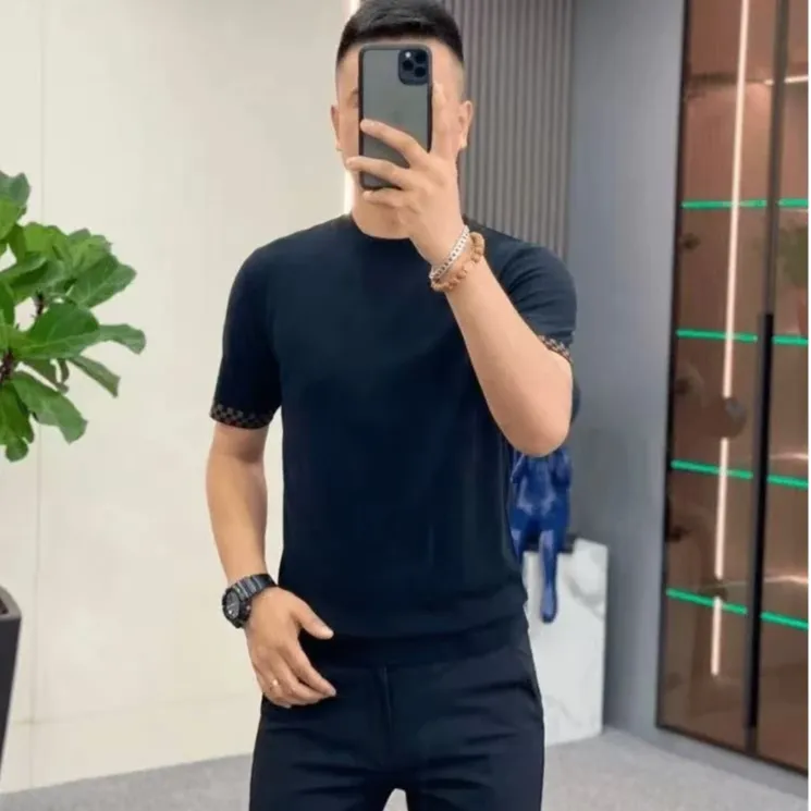 秋上新休闲针织短袖男士新款圆领套头简约时尚百搭纯色打底衫