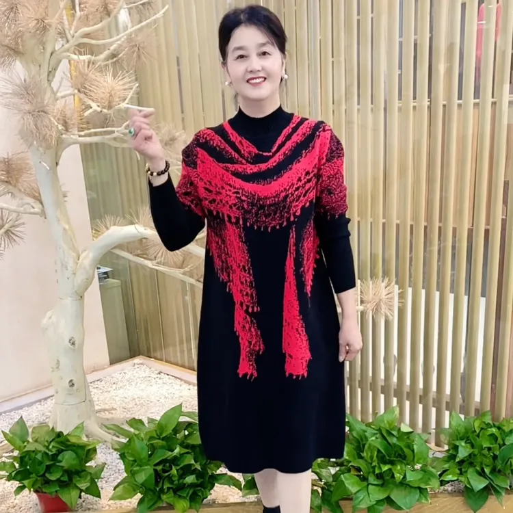 秋冬新款妈妈装时尚洋气显瘦抗皱气质长袖提花百搭宽松版连衣裙