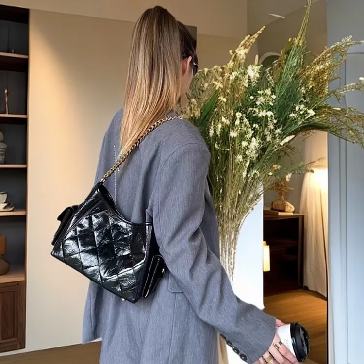 高级质感通勤托特包新款大容量单肩书包休闲早八腋下包多隔层1386