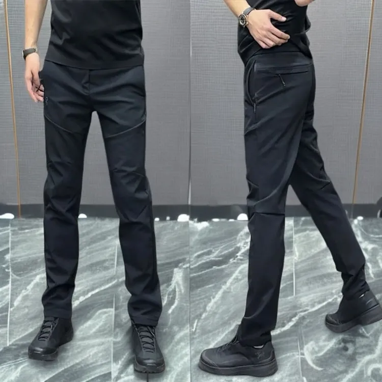 直筒裤男士冬季加绒休闲裤黑色户外冲锋裤潮牌简约长裤男秋冬款裤