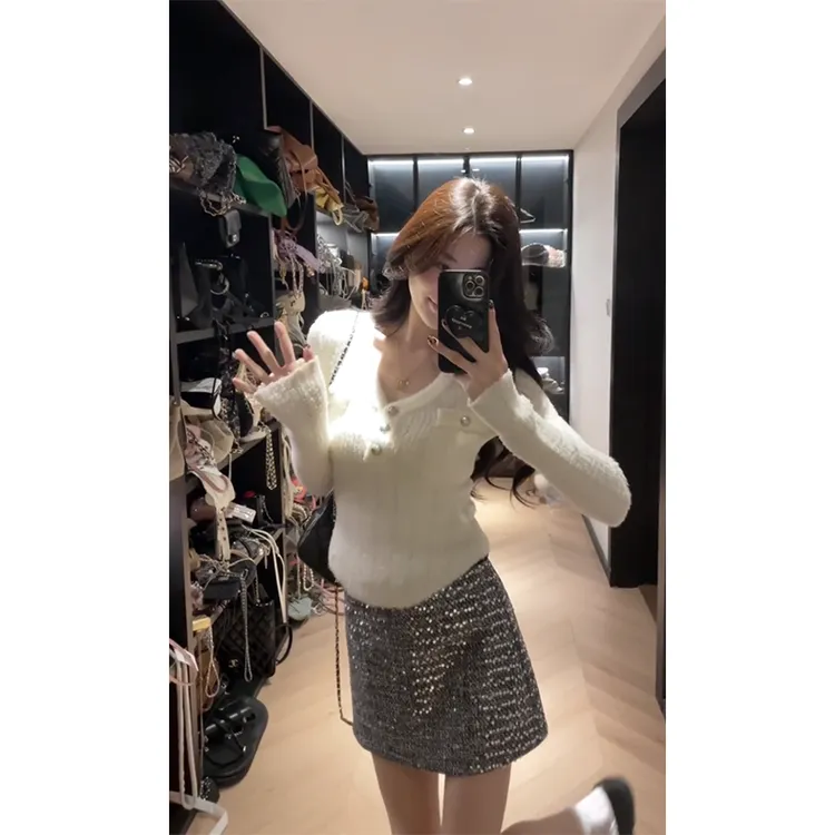 2025春季款辣妹V领针织衫毛衣女时尚高腰绝美气质亮片半身裙套装