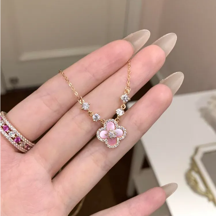 合金项链 粉色贝母四叶草闪钻项链精致甜美百搭轻奢气质高级感