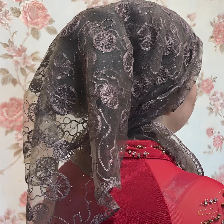 新款刺绣民族风头巾四季款女士时尚方巾网红爆款品质（新疆披肩