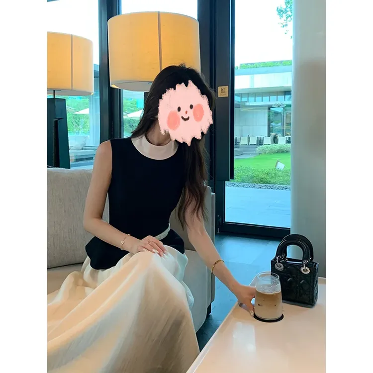 【美如冠玉】法式小众设计感无袖高领气质上衣搭配百搭半身裙两件套