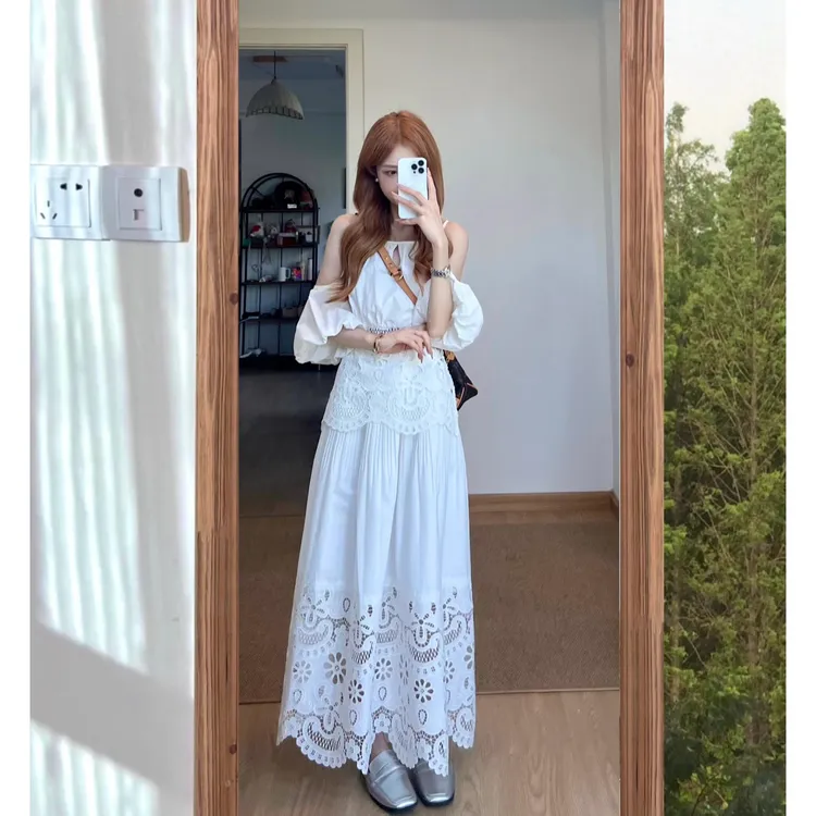 MARIE.COCO法式纯欲白月光重工钩花蕾丝露肩上衣女仙女半身裙套装