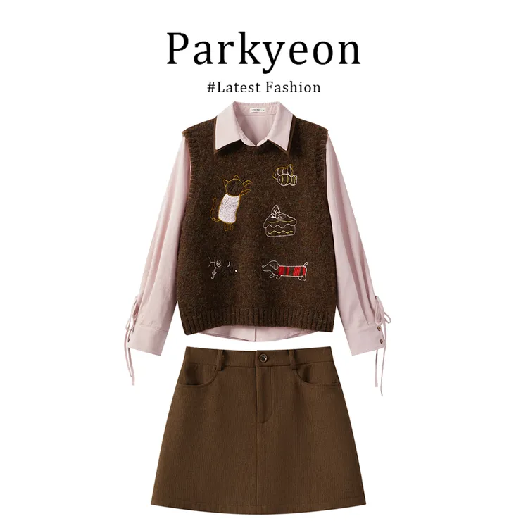 MARIE.COCO甜美卡通刺绣咖色针织马甲女冬季坎肩背心裙子三件套