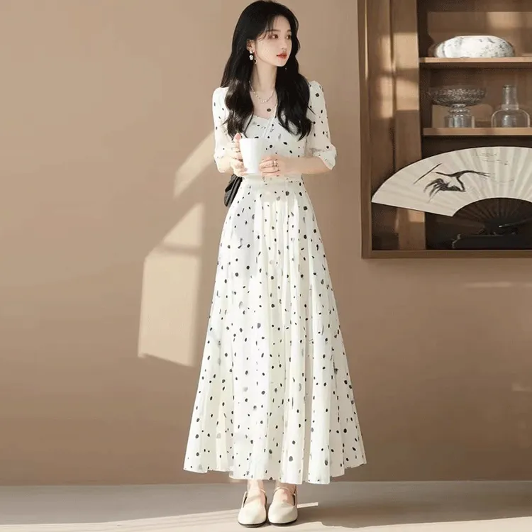哥弟阿玛施法式雪纺连衣裙长裙方领短袖显瘦裙子波点白色中长款女