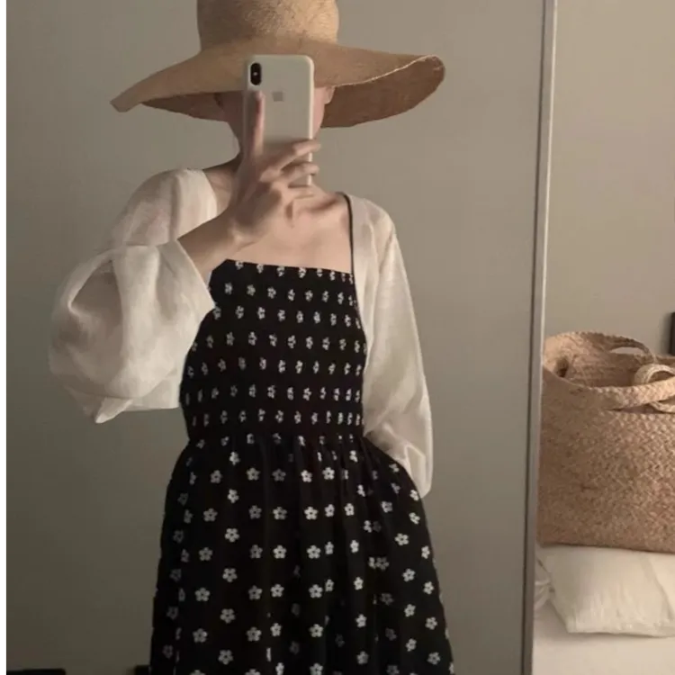 法式小坎肩冰丝针织防晒开衫女薄款披肩夏季配吊带裙外搭上衣罩衫