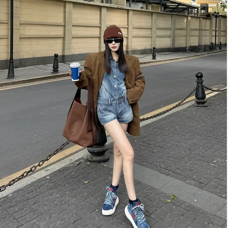 2024秋冬新款时尚西装外套气质显瘦洋气休闲百搭咖色韩版设计感女