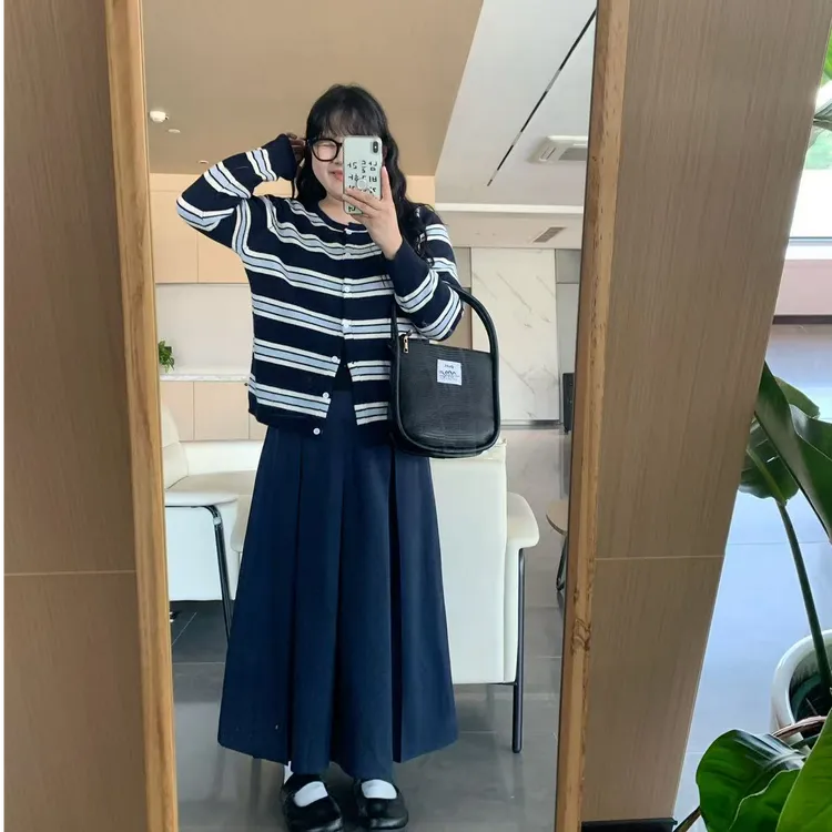【鱼白】979韩版条纹设计感百搭上衣针织开衫高级感撞色毛衣长袖女