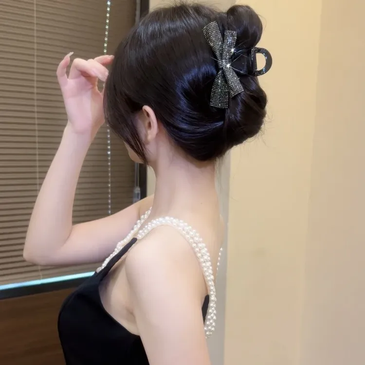 新款2025蝴蝶结闪闪抓夹马尾夹子女后脑勺小香风高级感百搭鲨鱼夹