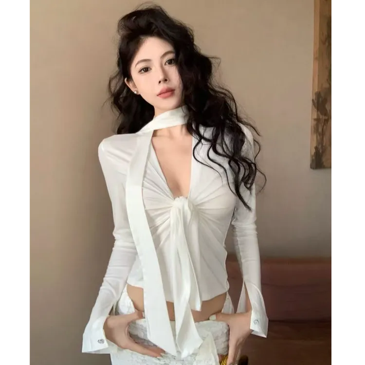 2025春季辣妹风设计感深V领绑带修身显瘦针织开衫上衣高腰半身裙