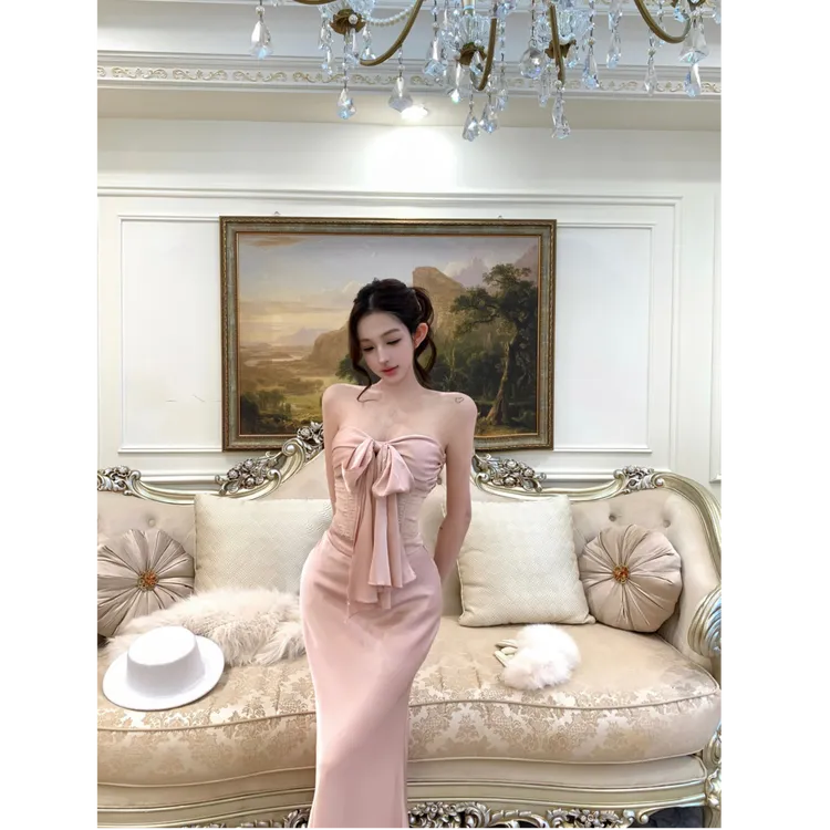 2025秋冬法式气质ins性感一字肩蕾丝鱼骨抹胸配锻面半身裙套装女