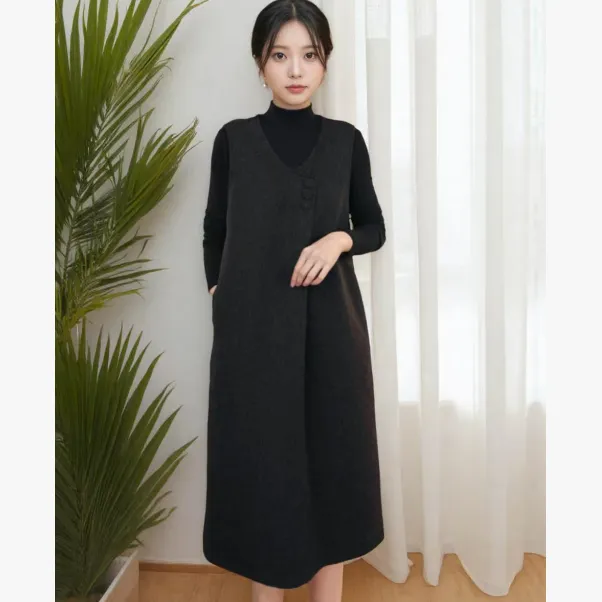 简约气质轻奢时尚休闲百搭马甲裙秋冬新款无袖呢料V领洋气背心裙