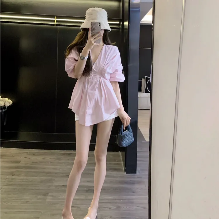 法式粉色收腰七分袖衬衫女秋季2025新款设计感泡泡袖上衣高腰短裤
