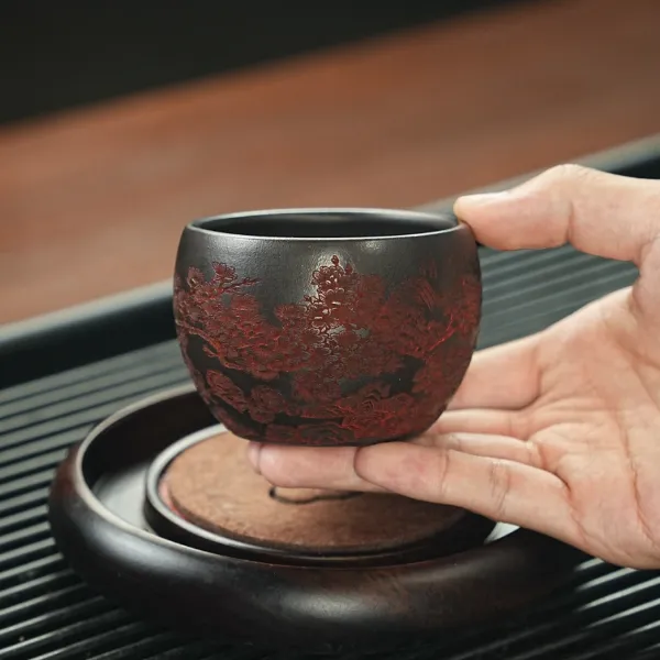 宜兴原矿石黄手工刻绘暗香疏影紫砂主人杯 LY