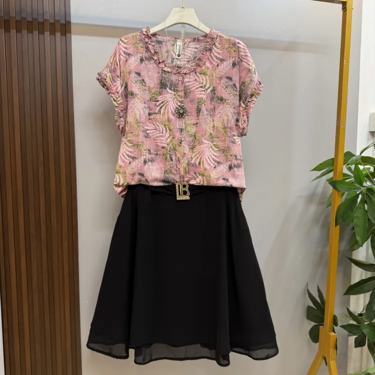新款微胖时尚洋气韩版宽松碎花遮肉木耳花边上衣十半身裙（可单拍）