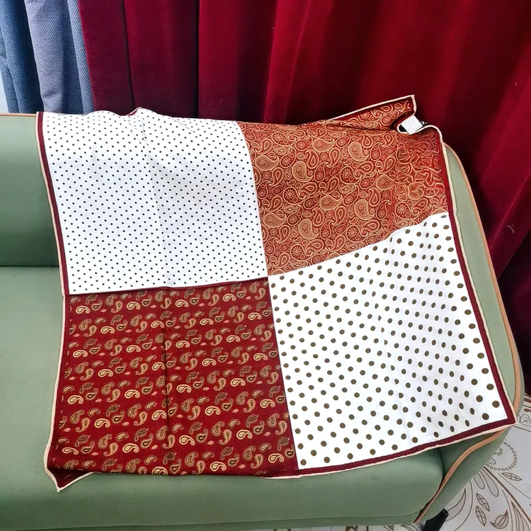 品牌双色丝毛88cm双面红色黑色腰果波点绵羊毛桑蚕丝冬季披肩礼物