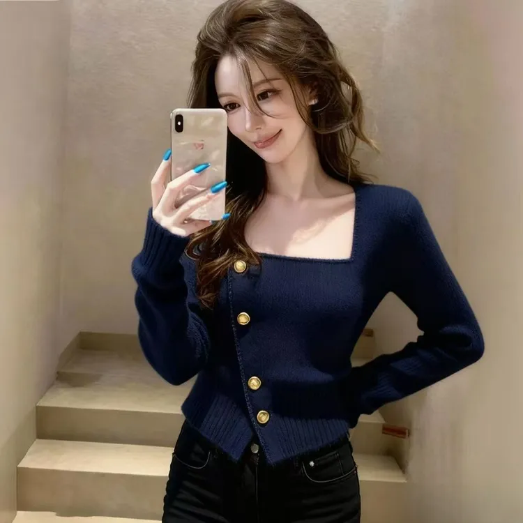 软糯毛衣女冬绝美巨好看轻奢高端设计感气质掐腰方领藏蓝色针织衫