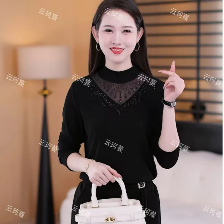 YUNKEMAN/云珂蔓烫钻外穿内搭洋气时尚秋冬打底衫大码修身