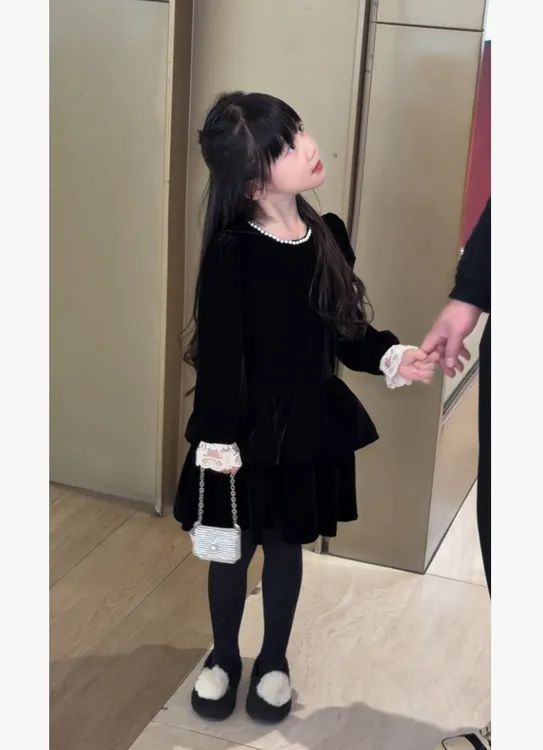 冬季新款女童韩版丝绒连衣裙宝宝洋气公主裙礼服裙 2025新款时潮
